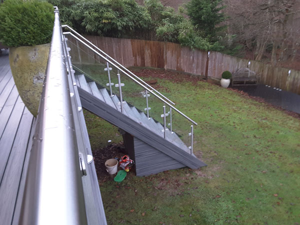 Balustrade With Stainless Steel Handrail