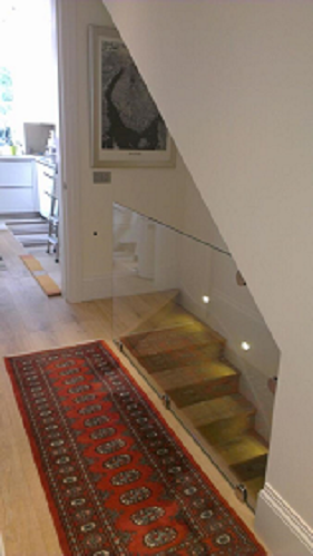 glass staircase balustrade 